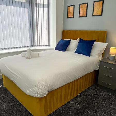Longford Retreat 4br En-suite Entire