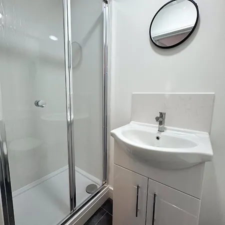 Longford Retreat 4br En-suite Entire Holiday home