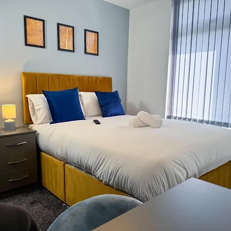 Longford Retreat 4br En-suite Entire * Middlesbrough