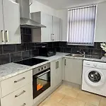 Longford Retreat 4br En-suite Entire Hébergement de vacances Middlesbrough